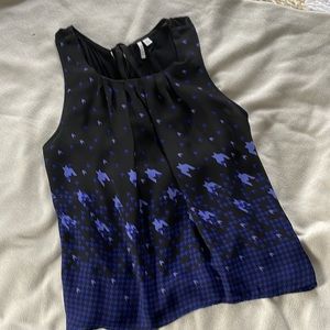 ELLE tank. Size XL. Black. Excellent condition.